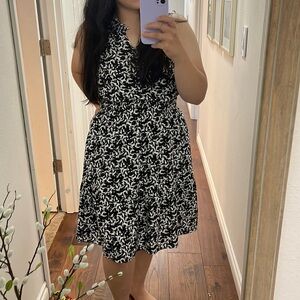 Floral Black and White Dress size medium NWOT